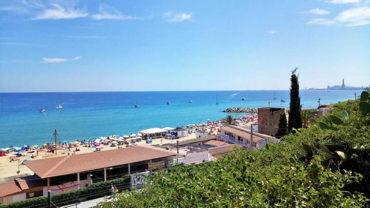 Liana Seaview & - *