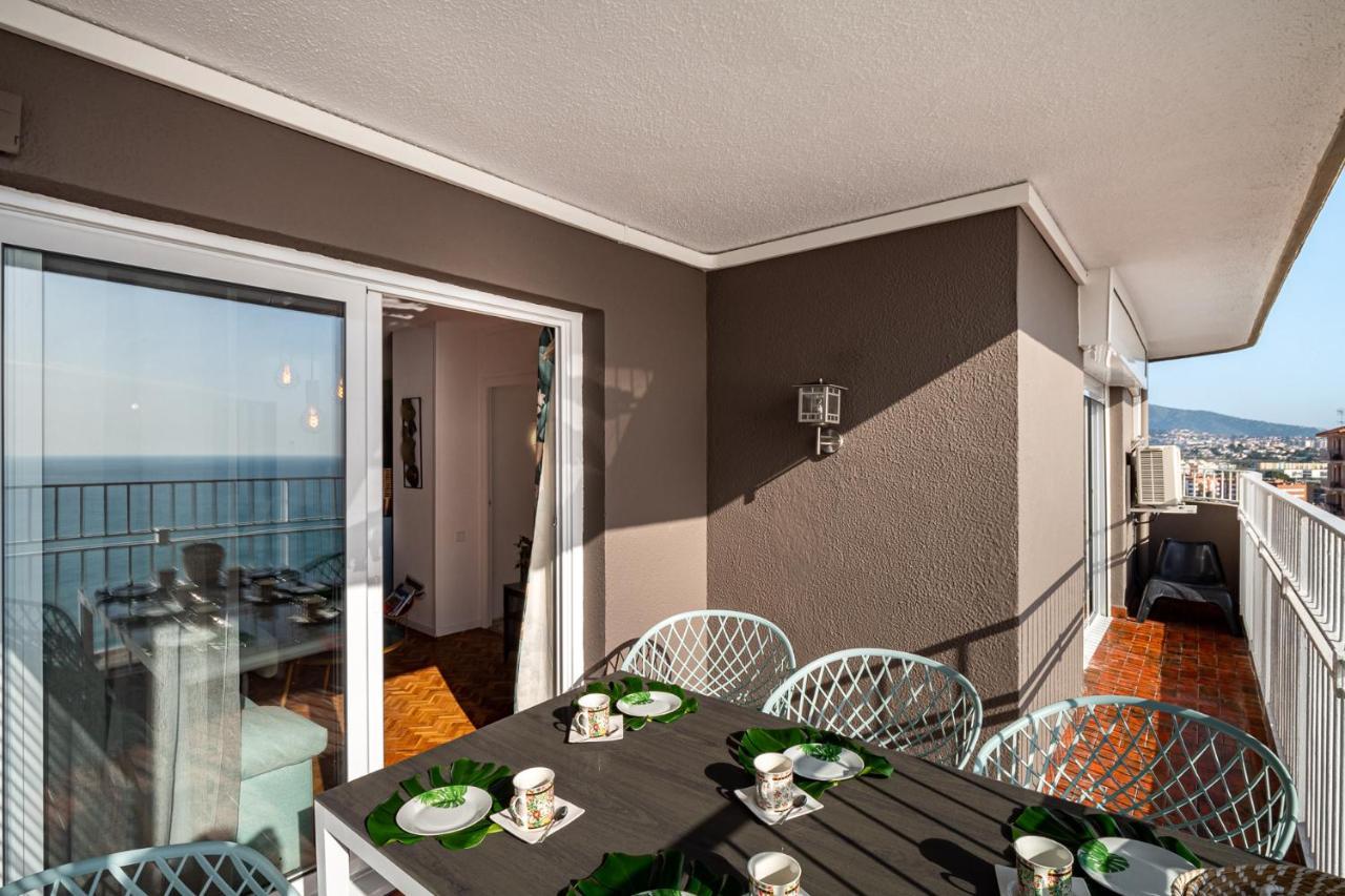 Liana Seaview & - *